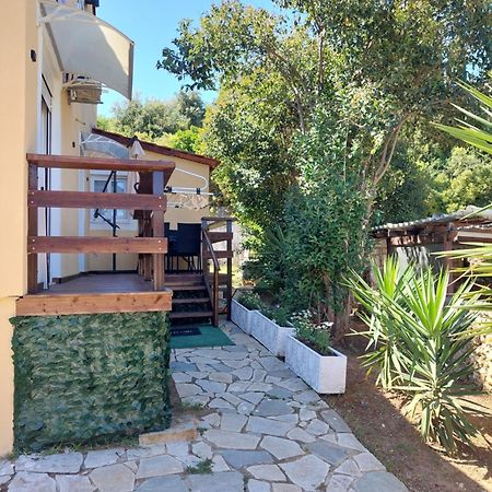 Agioi Deka  Thanos Guesthouse Corfu מראה חיצוני תמונה
