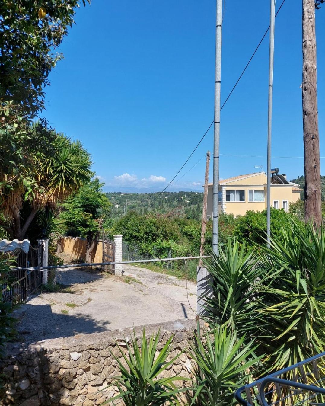 Agioi Deka  Thanos Guesthouse Corfu מראה חיצוני תמונה