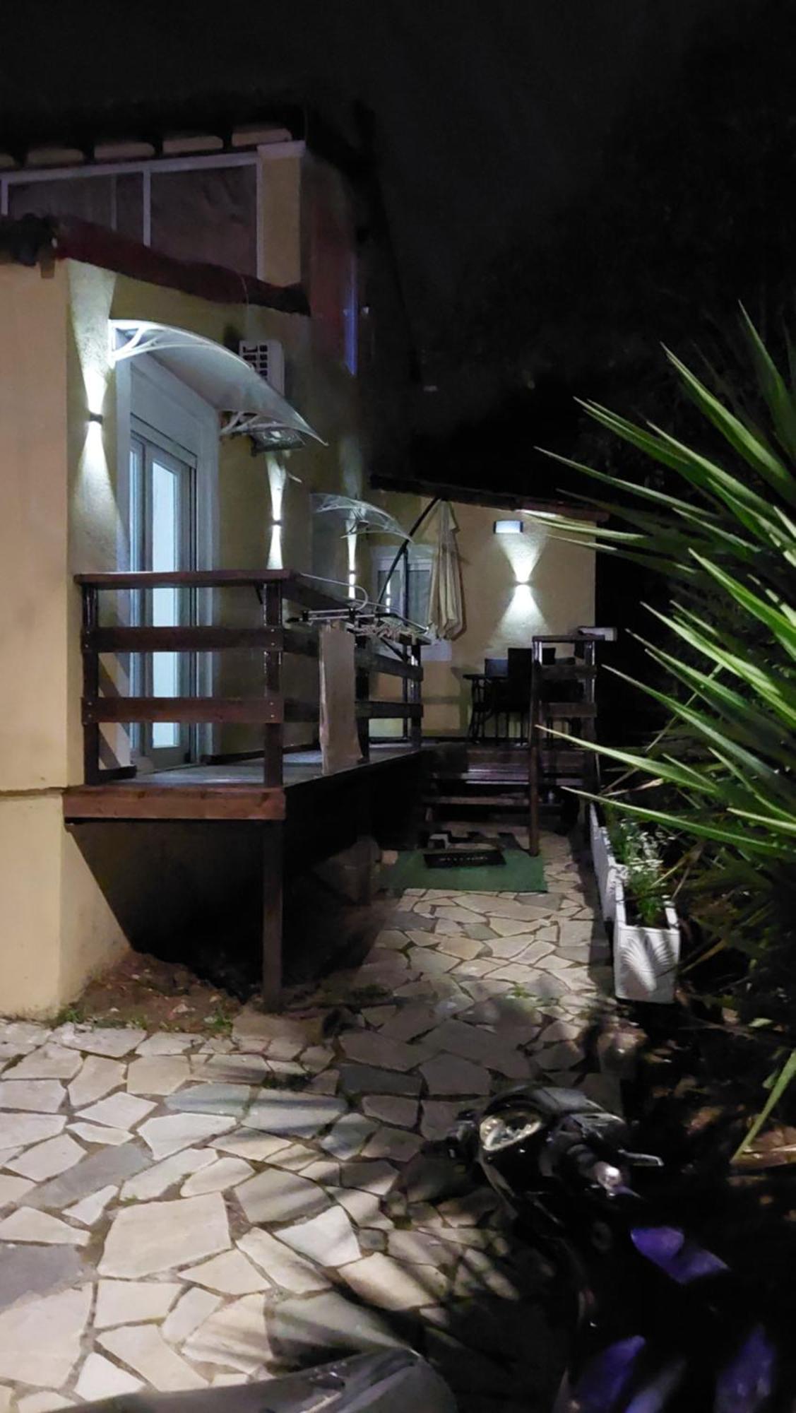 Agioi Deka  Thanos Guesthouse Corfu מראה חיצוני תמונה