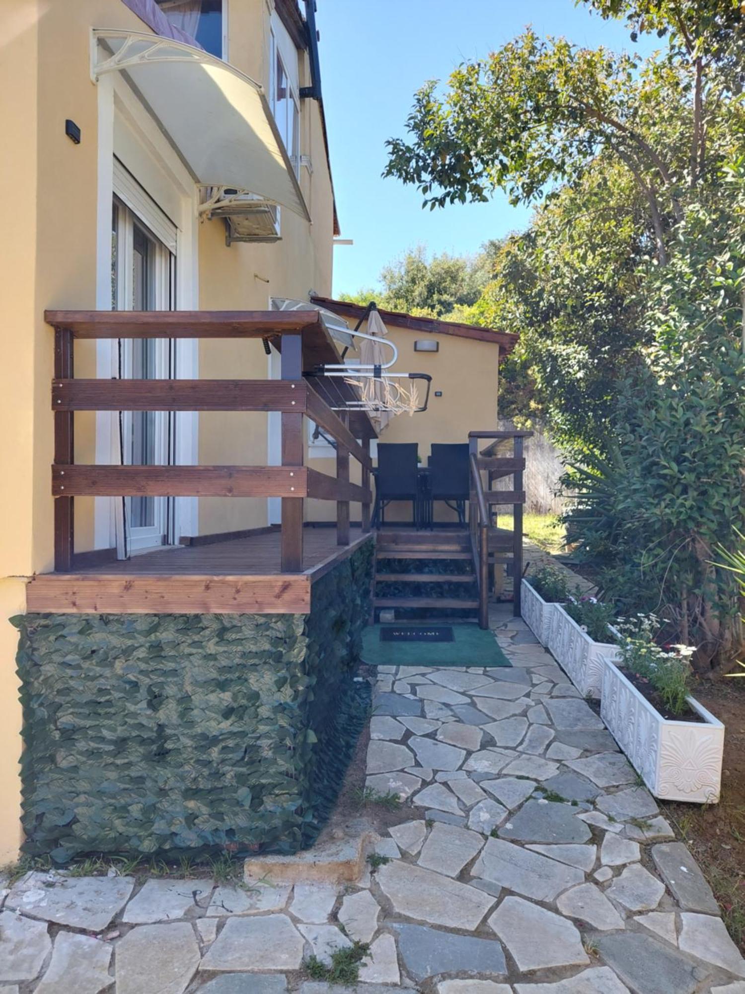 Agioi Deka  Thanos Guesthouse Corfu מראה חיצוני תמונה